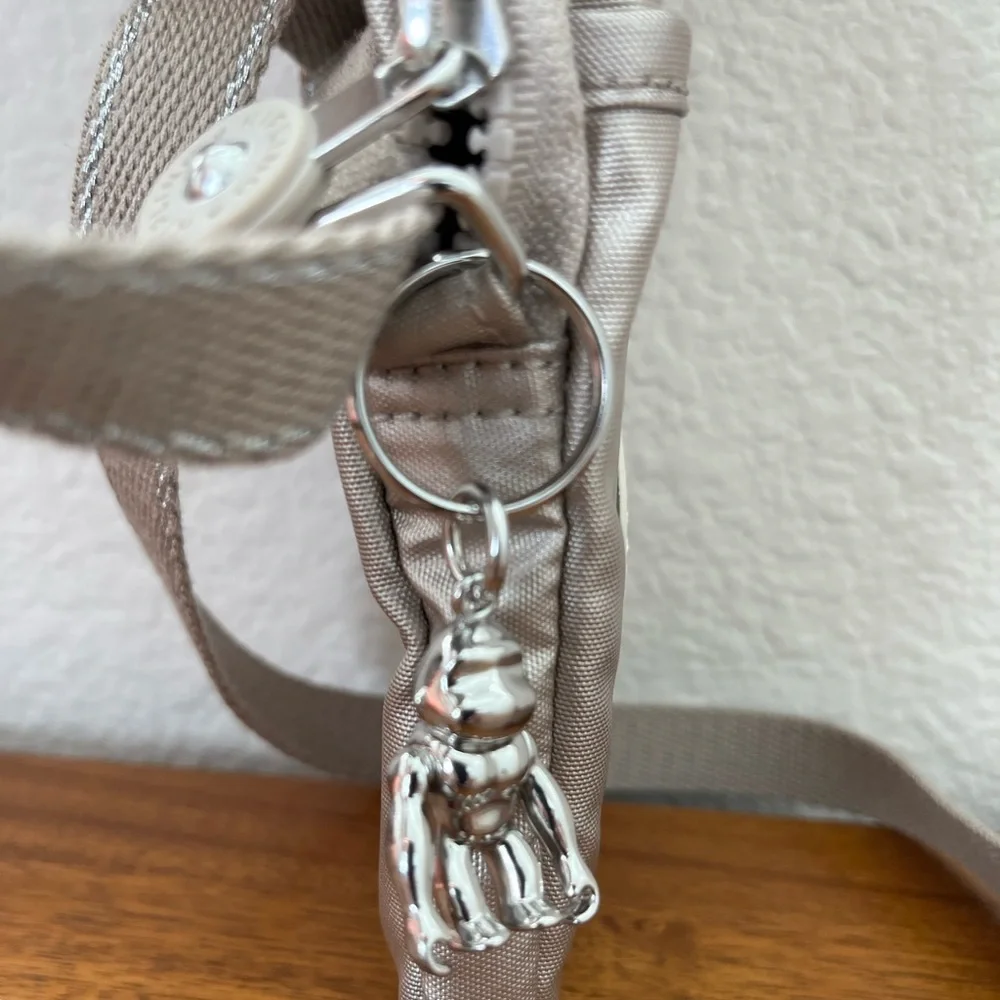 Kipling Silver Crossbody Phone Bag - NWOT - Picture 4 of 4